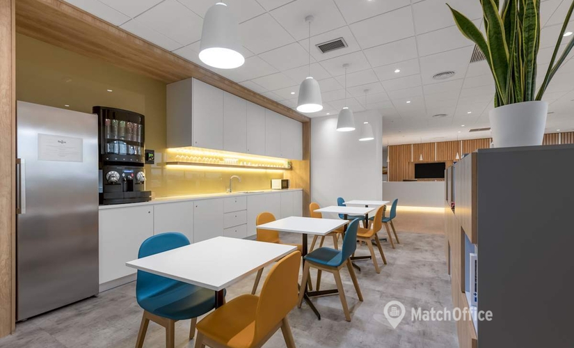 Convention center in Cornella del Llobregat, Plaça de la Pau (08940) - 3 | MatchOffice.com