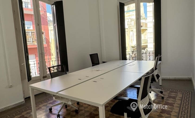 Office Calle Arráez 11 04002 Almeria