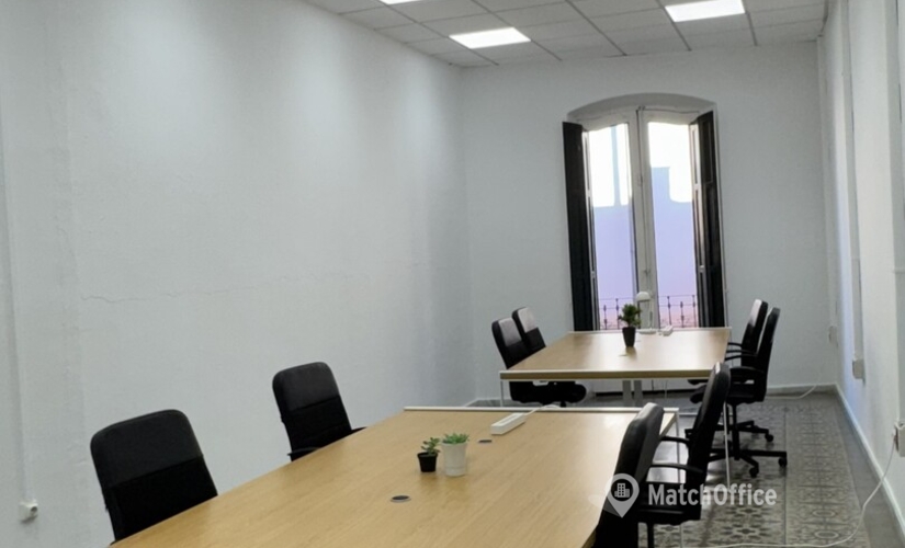 Office Calle Arráez 11 04002 Almeria