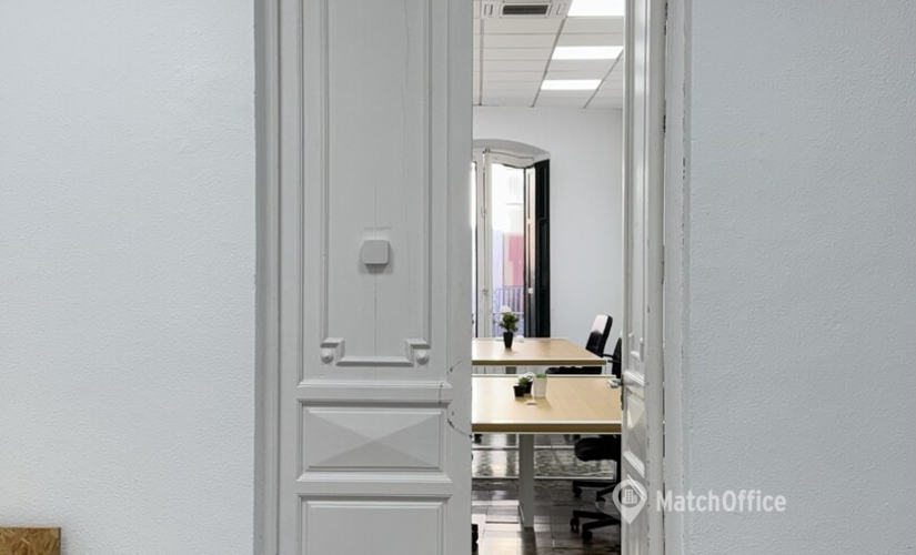 Office Calle Arráez 11 04002 Almeria