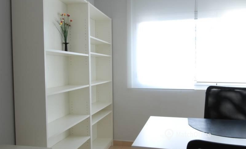 Centros de oficinas disponible para alquilar en Tarragona 110 m², Josep Maria de Segarra 12 - 2 | MatchOffice.es