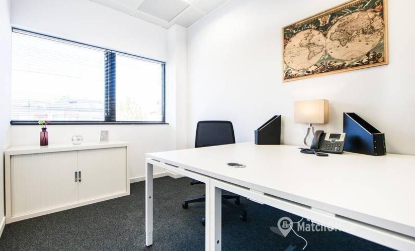 Micentro de negocio en alquiler en La Chopera 70 m², Gabriel García Márquez 4 - 3 | MatchOffice.es