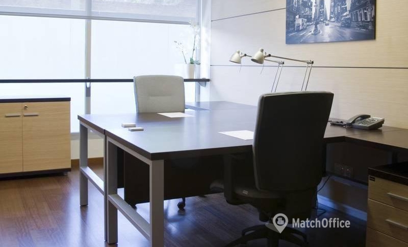 Centro de negocios c/ Buenos Aires 37-39 08902 L'Hospitalet de Llobregat