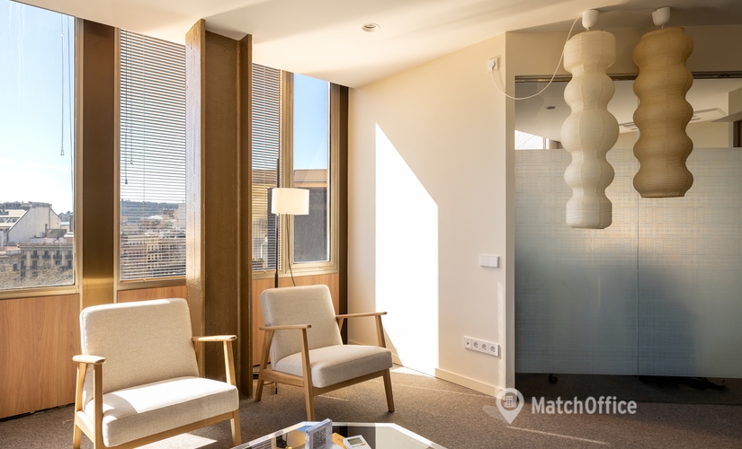Alquile coworking en Eixample 30 m², Plaça d'Urquinaona 6 - 4 | MatchOffice.es