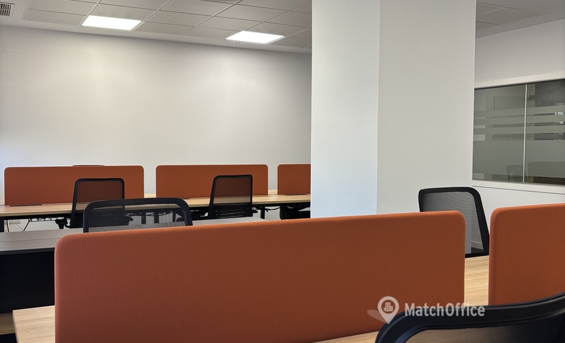 Parque empresarial disponible para alquilar en Sevilla 60 m², C/ José Delgado Brackembury nº 11 - 2 | MatchOffice.es