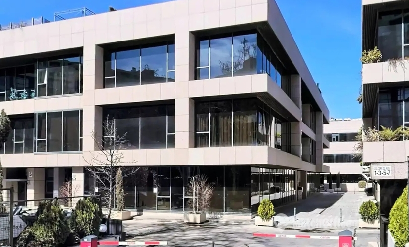 Explore oficinas de coworking en San Sebastián de los Reyes 180 m², Avenida del Cerro del Águila 3 - 1 | MatchOffice.es
