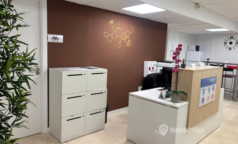 Oficina comercial en alquiler en València 38 m², Carrer de Guillem de Castro 9 - 0 | MatchOffice.es