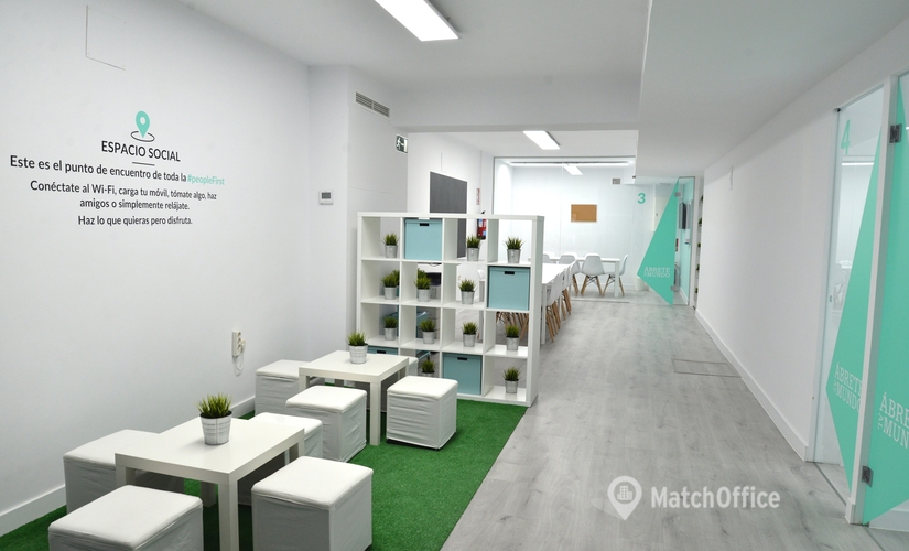 %[location_area] Conference space in Centro-Moratalaz, Calle Mercurio (28032) - 2 | MatchOffice.com