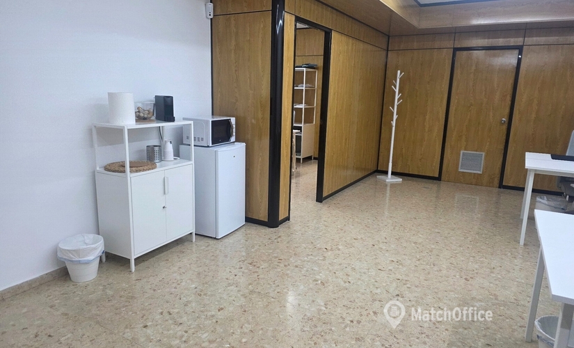 Oficina comercial en alquiler en Palma de Mallorca 30 m², Avinguda d'Alexandre Rosselló - 2 | MatchOffice.es