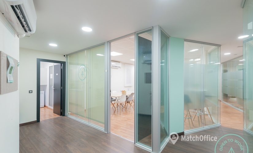 Observe oficinas de coworking en Tarragona 30 m², Carrer de Foix 32 - 0 | MatchOffice.es