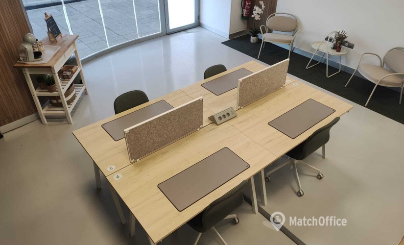 Observe coworking en Sevilla 40 m², Ronda Sanlúcar la Mayor 1 - 1 | MatchOffice