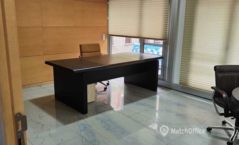 Office Carrer del Rosselló 171 08036 Eixample