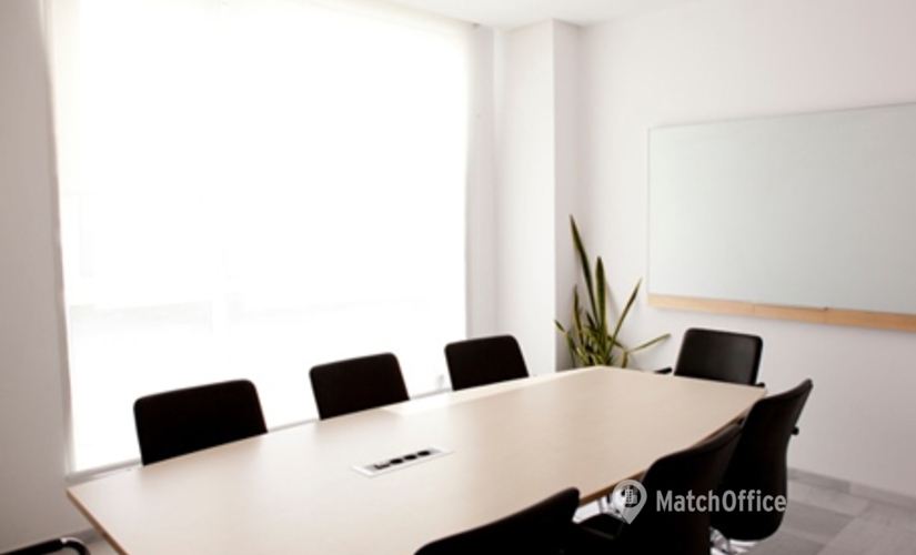 Centro de negocios Avenida Cortes Valencianas 58 46015 València