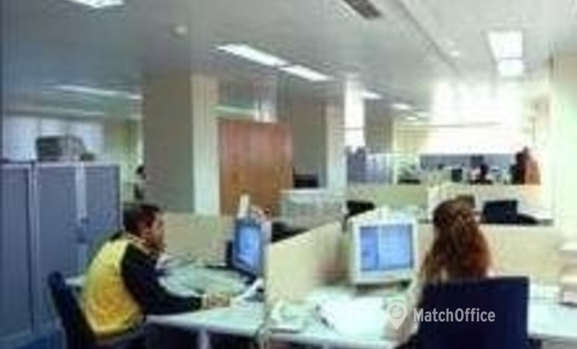 Business center Avenida de les Corts Valencianes 39  46015 Valencia