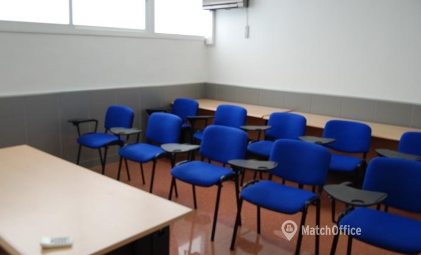 25 m² Serviced office building up for rent in Barcelona, Carrer del Consell de Cent 295 (08007) - 4 | MatchOffice.com