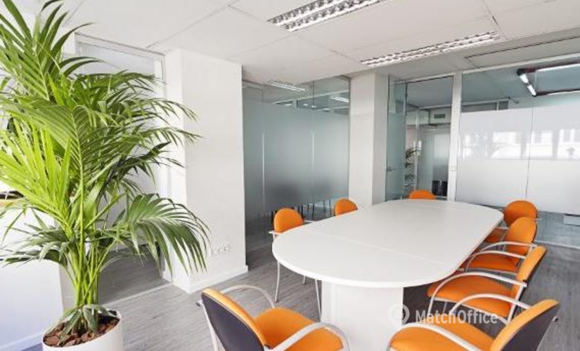 Centro de negocios Jacometrezo 15, 3º A 28013 Madrid Centro