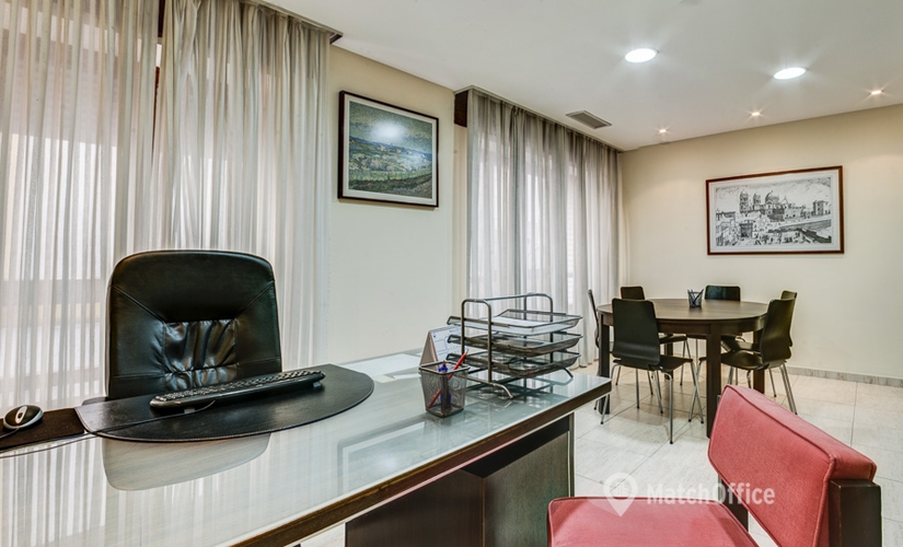 25 m² Serviced office building available to rent in Cadiz, Calle Santa María 17   (11402) - 2 | MatchOffice.com