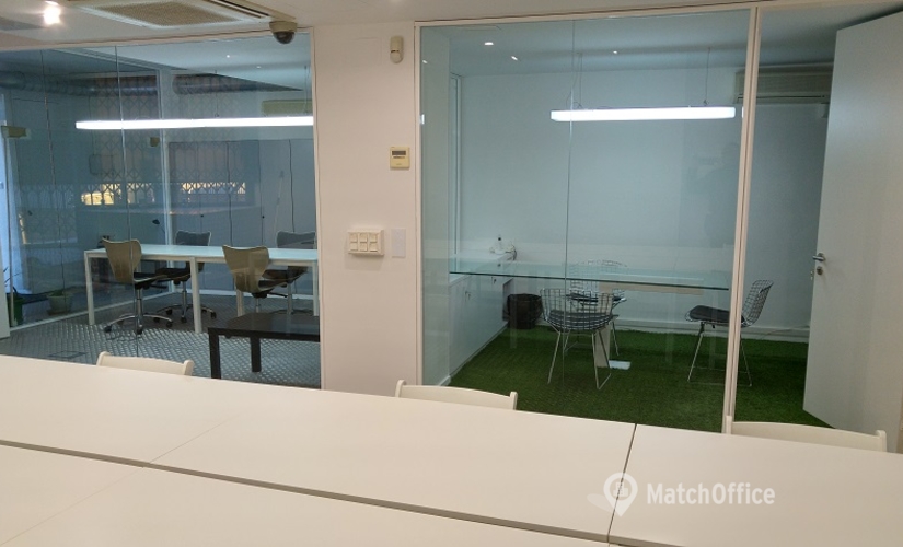 100 m² Serviced office building available to rent in Barcelona, Carrer Albigesos 25-27 (08024) - 1 | MatchOffice.com