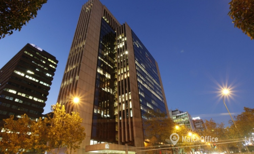 Observe oficinas compartidas en Madrid Centro 190 m², Paseo de la Castellana - 1 | MatchOffice.es