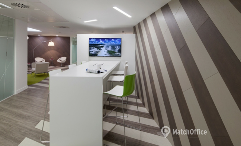 Explore oficinas temporales en Madrid Centro 190 m², Paseo de la Castellana - 2 | MatchOffice