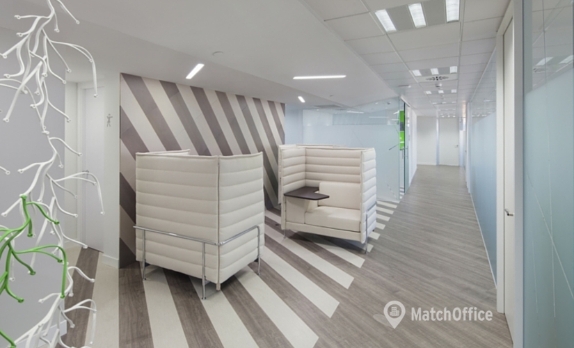 Alquile oficinas compartidas en Madrid Centro 190 m², Paseo de la Castellana - 3 | MatchOffice