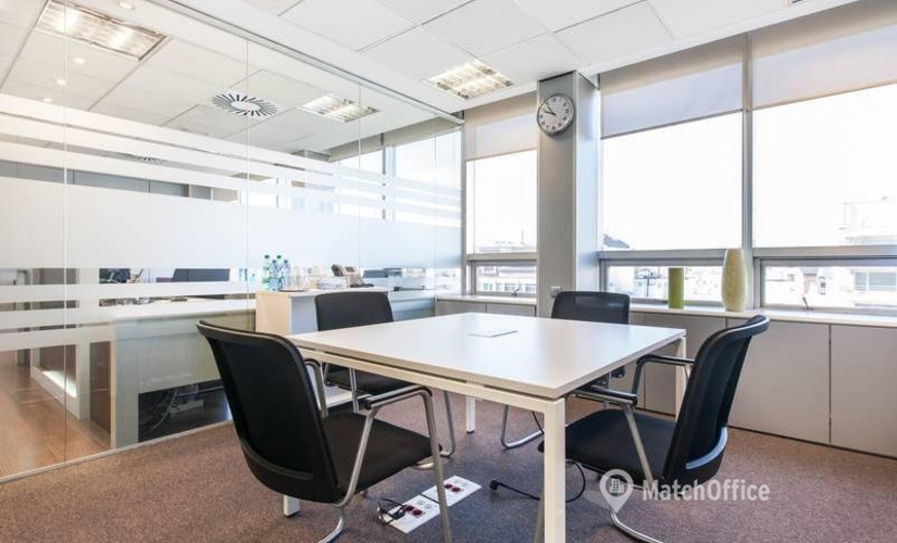 Reserve sala de reuniones en Madrid Centro 150 m², María de Molina 39 - 1 | MatchOffice.es