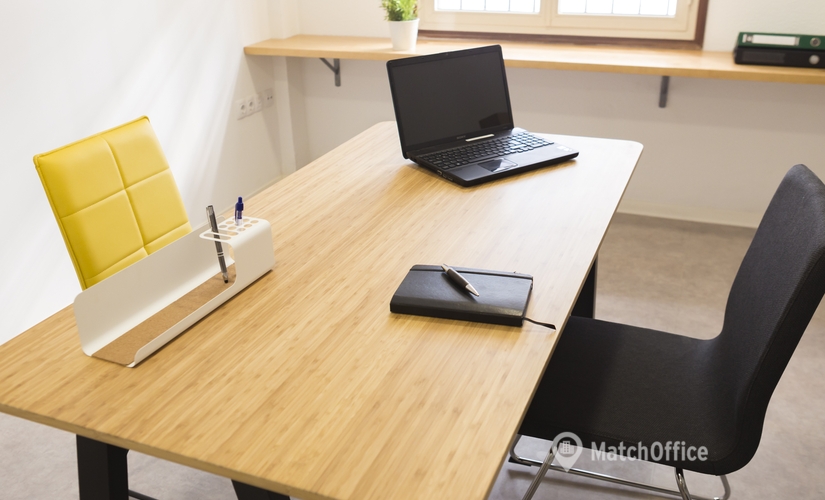 25 m² Shared workspace  in Malaga, Calle Trinidad grund 7 (29017) - 2 | MatchOffice.com