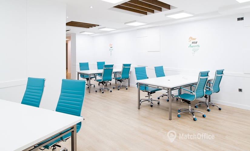 Business center Calle Albareda, 14 41001 Seville