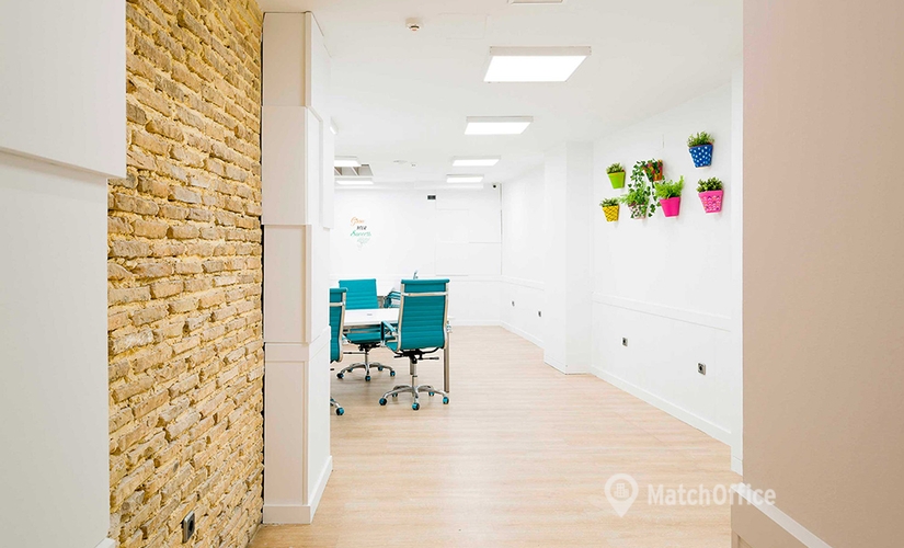 Business center Calle Albareda, 14 41001 Seville