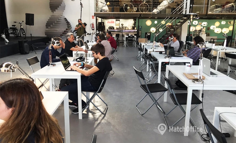 Centros de oficinas en alquiler en Madrid Centro 450 m², Calle Tomás Redondo 3 - 3 | MatchOffice.es