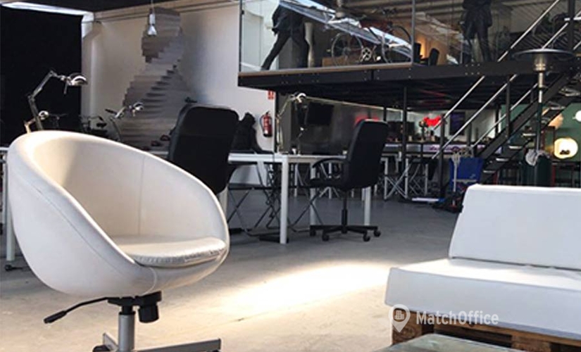 Parque empresarial disponible para alquilar en Madrid Centro 450 m², Calle Tomás Redondo 3 - 4 | MatchOffice.es