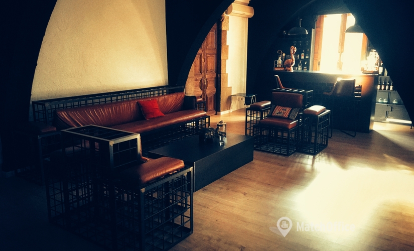 Explore oficinas compartidas en Eixample 18 m², Avinguda del Portal de l'Àngel 4 - 1 | MatchOffice.es