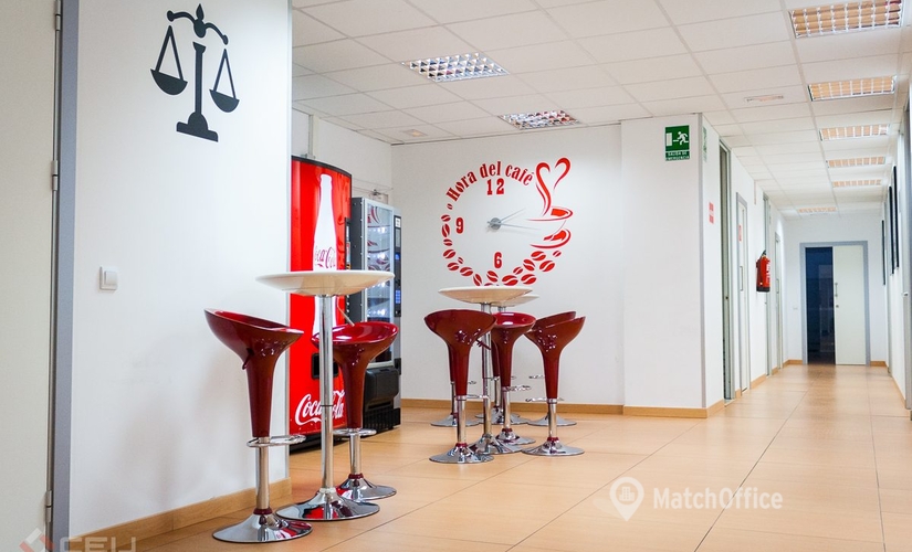 Centro de negocios Calle de Santa Cruz de Marcenado 28015 Madrid Centro