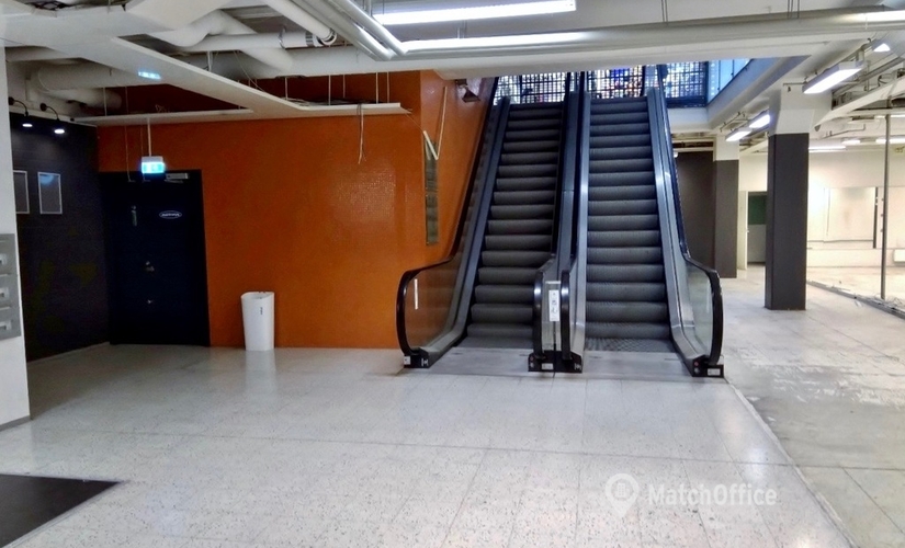 1250 m² Retail Store up for rent in Helsinki, Simonkatu 9 (00100) - 2 | MatchOffice.com