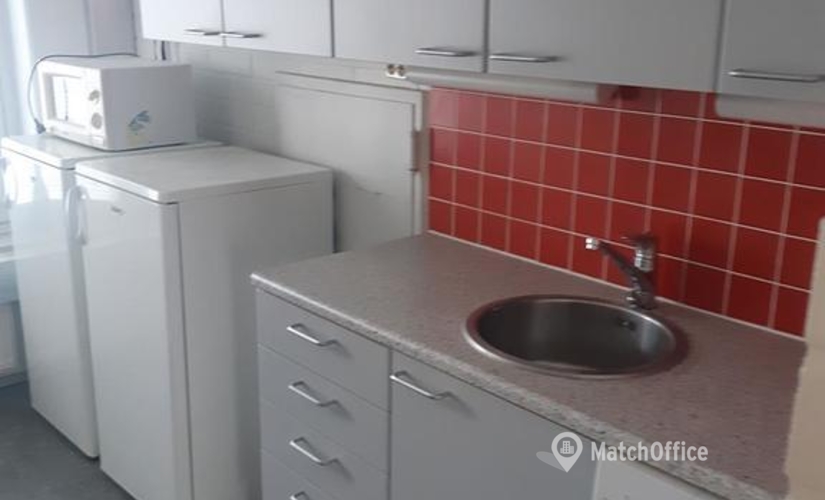 Toimisto Kasarmikatu 7 13100 Hämeenlinna