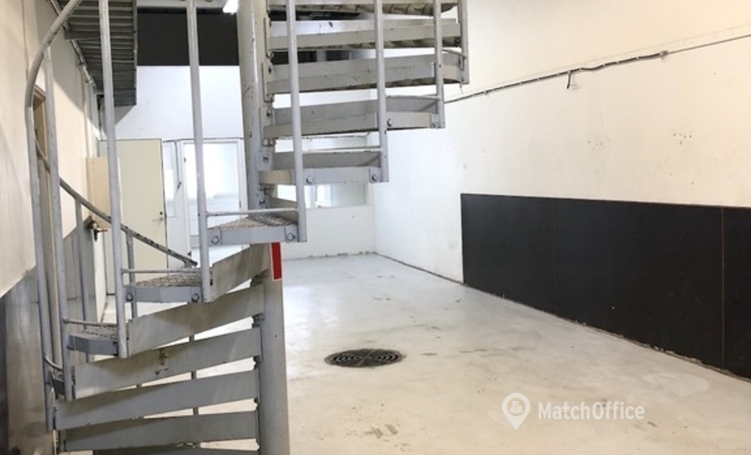 Varasto / tuotantotila Tuotekatu 7 21200 Turku