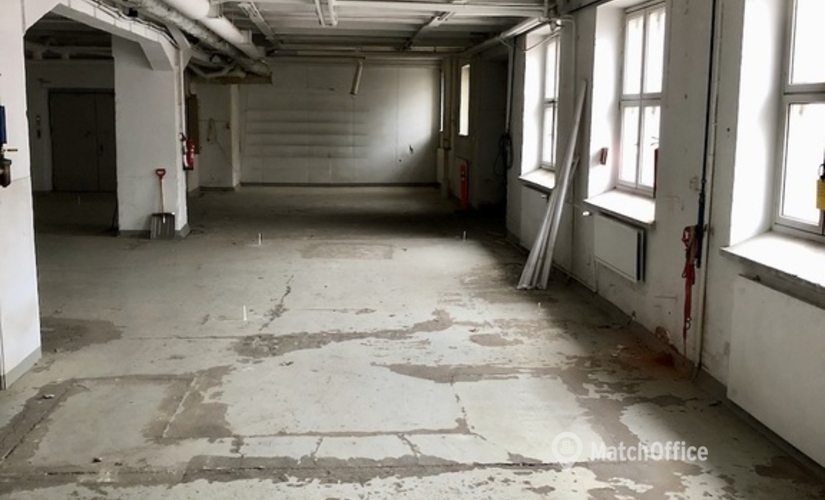 Varasto / tuotantotila Vanha Talvitie 11 00580 Helsinki