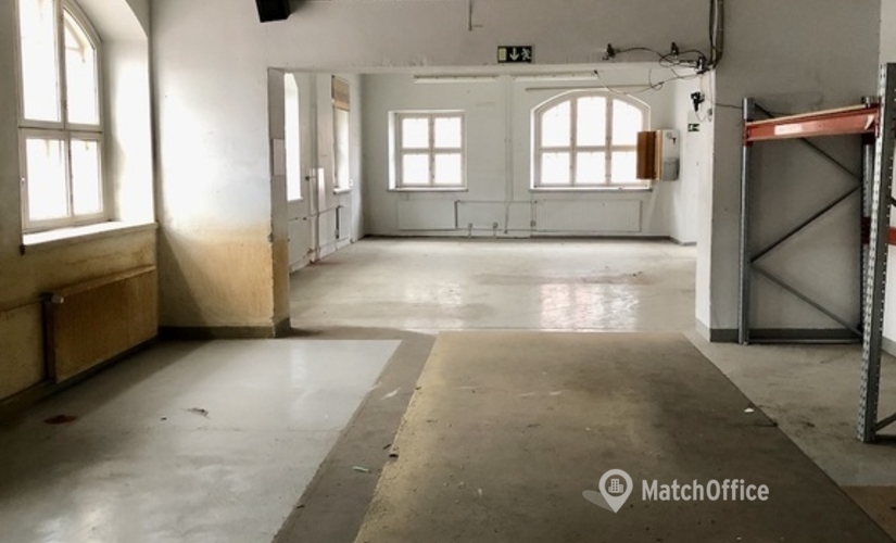 Varasto / tuotantotila Vanha Talvitie 11 00580 Helsinki