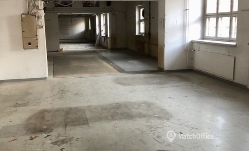 Varasto / tuotantotila Vanha Talvitie 11 00580 Helsinki