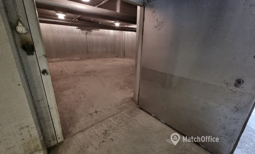 Varasto / tuotantotila Kutomotie 6 00380 Helsinki