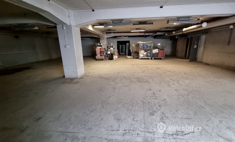 Varasto / tuotantotila Kutomotie 6 00380 Helsinki