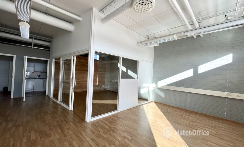 Liiketila Martinsillantie 2 02270 Espoo