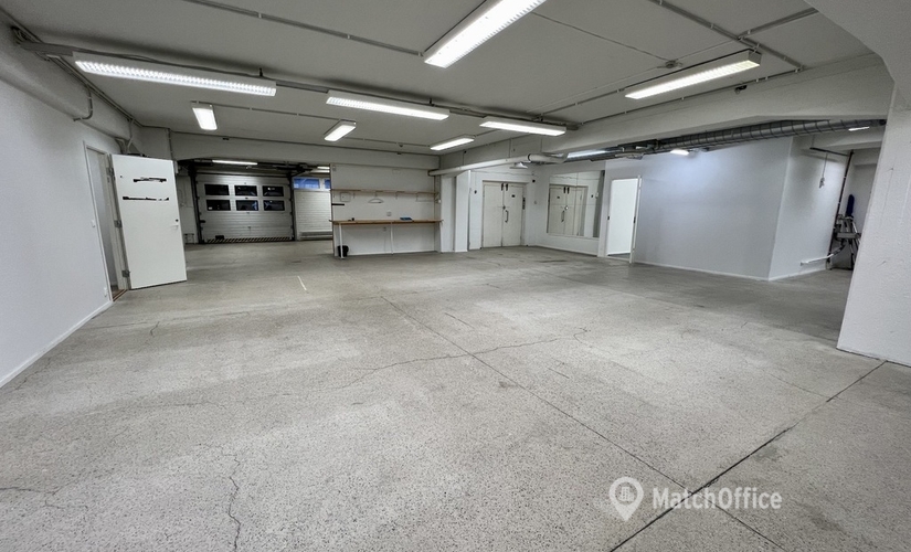 Varasto / tuotantotila Kutomotie 6 00380 Helsinki