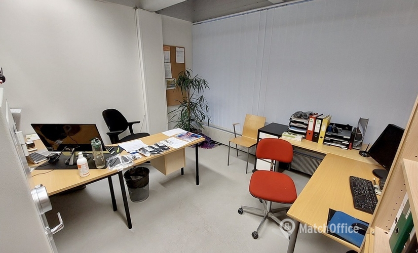 Liiketila Maasälväntie 11 00710 Helsinki