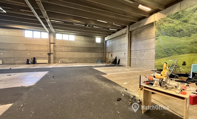 Varasto / tuotantotila Niittyrinne 2 02270 Espoo