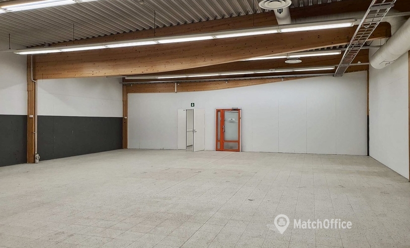 Varasto / tuotantotila Tähtitorninkatu 26 15830 Lahti