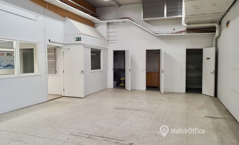 Varasto / tuotantotila Tähtitorninkatu 26 15830 Lahti