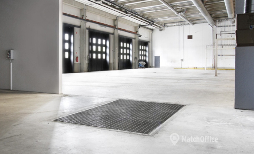 Varasto / tuotantotila Rahtarinkatu 5 00980 Helsinki