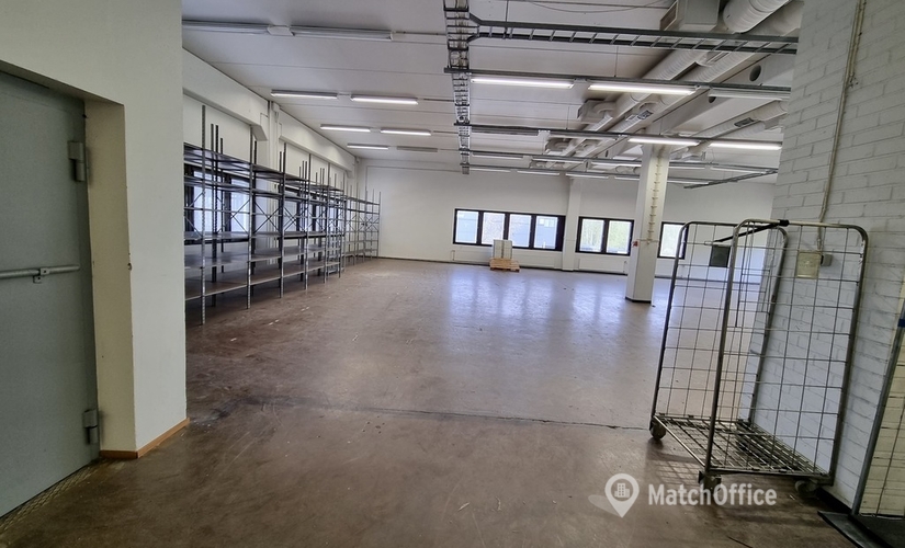 580 m² Commercial warehouse rental in Espoo, Vesikuja 4 (02200) - 1 | MatchOffice.com