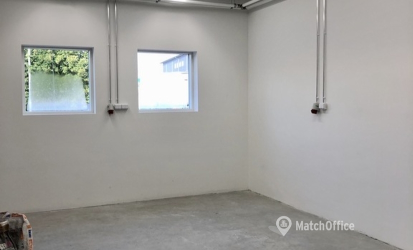 Varasto / tuotantotila Punttikuja 4 00730 Helsinki